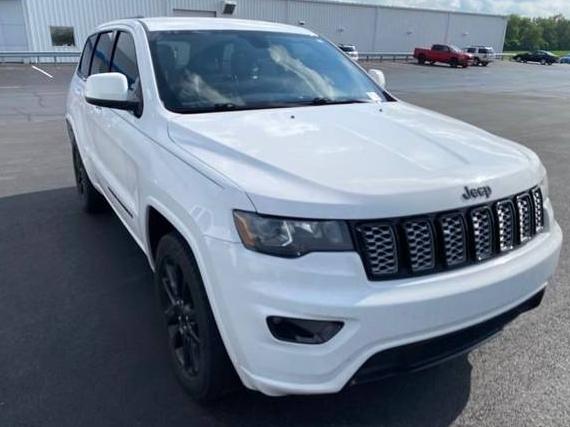 JEEP GRAND CHEROKEE 2017 1C4RJFAG4HC927029 image